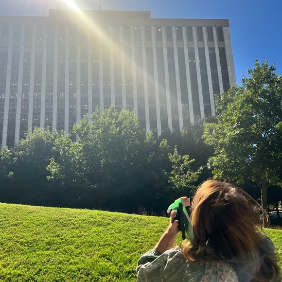 Meet your Posher, Ashley - Picture 2 of 2